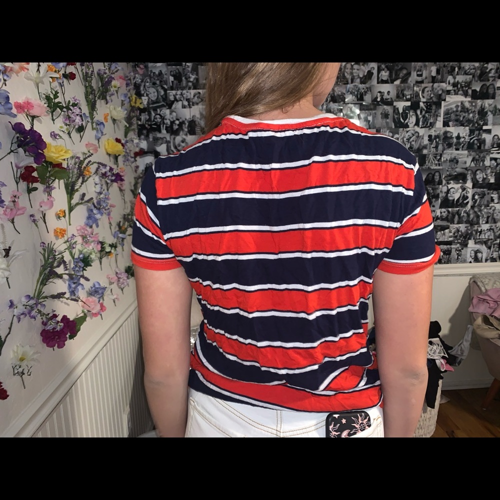 T-shirt - Picture 2 of 2